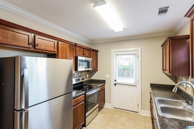 Foto del edificio - 171 Moss Stone Ln