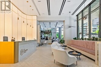 Building Photo - 200 Redpath Ave