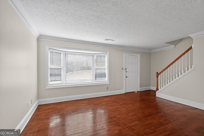 Building Photo - 898 Chippendale Ln