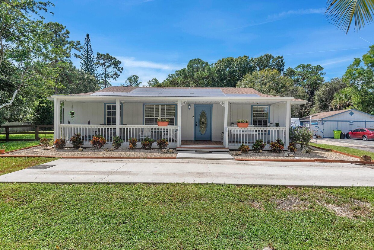 15100 Scotts Pl, Loxahatchee, FL 33470 House for Rent in Loxahatchee