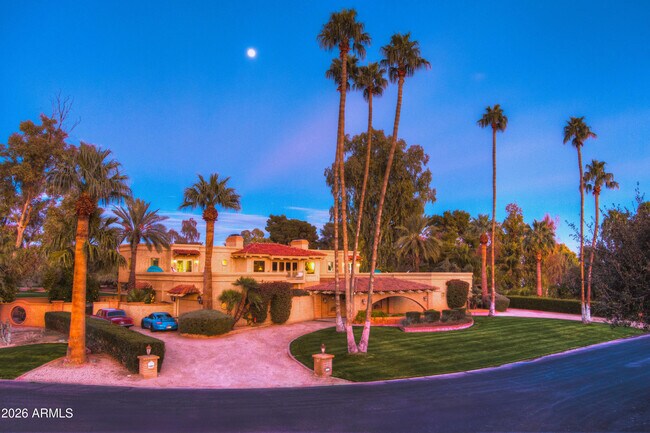 Building Photo - 7156 Oakmont Dr