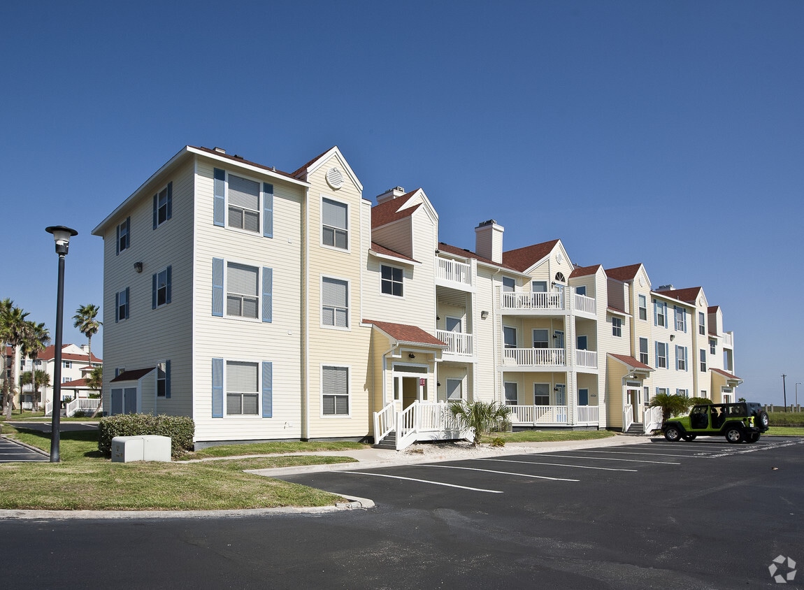 Beach Club Apartments Corpus Christi, TX