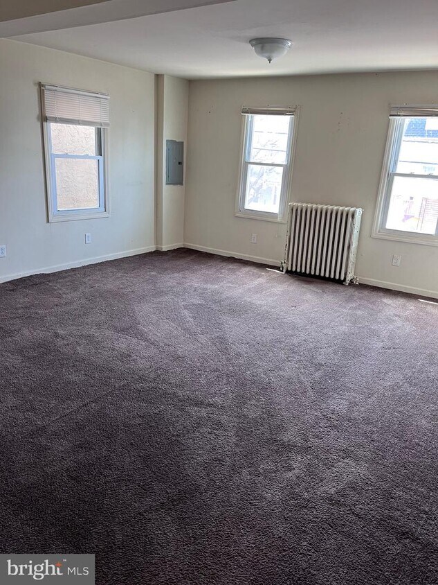 403 Market St, Gloucester City, NJ 08030 Room for Rent in Gloucester