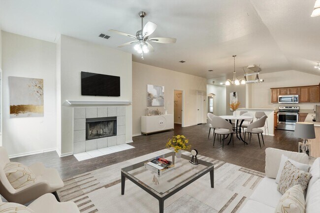 Foto del edificio - 2807 Lakefield Dr