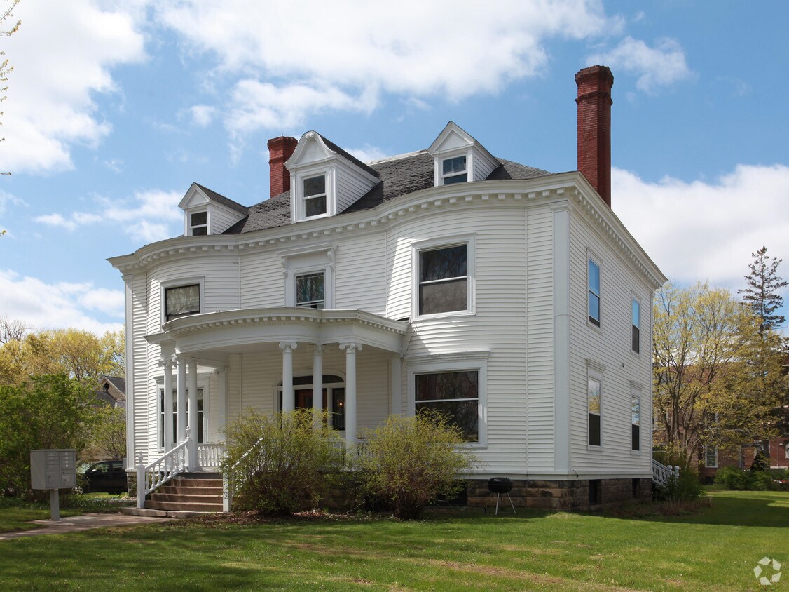 Primary Photo - 620 3rd Ave