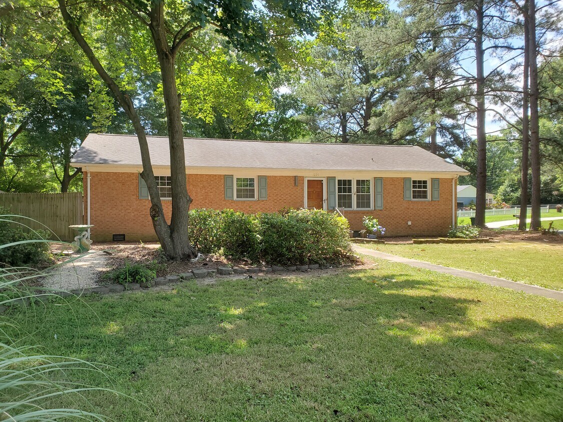 1226 Flowe Dr, Stallings, NC 28104 House Rental in Stallings, NC