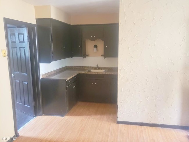 Foto del edificio - 2877 Ambler St