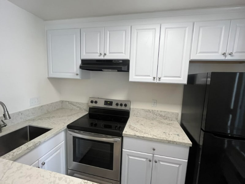 Primary Photo - 7111 Waite Dr