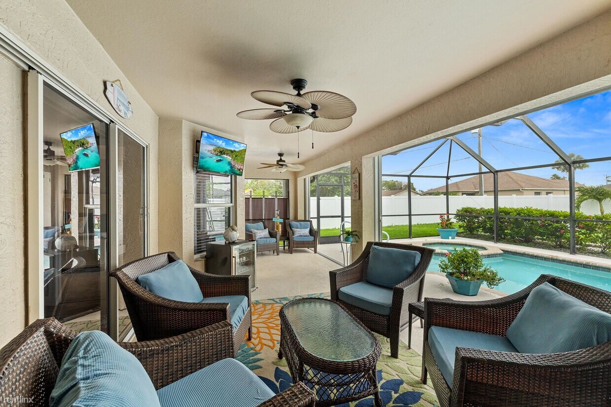 Foto principal - 4 br, 2 bath House - 201 Southwest 35th St...