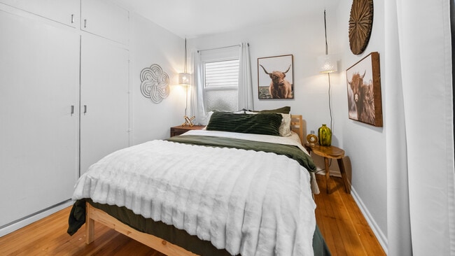 Foto del edificio - 2910 E 28th St