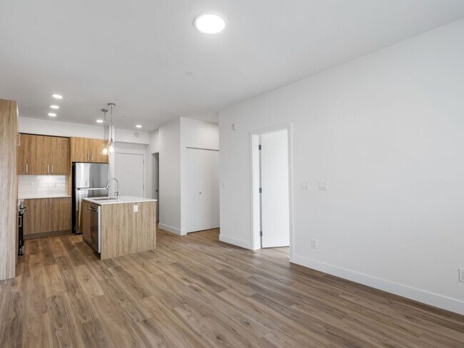 Photo du bâtiment - Brand New 2 Bedroom in Sterling at Bell Centre B2-B8
