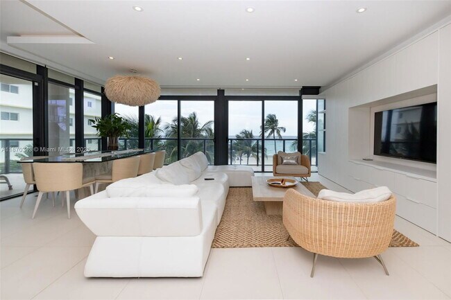 Building Photo - 2101 S Surf Rd