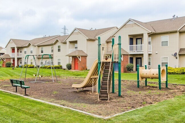 Foto del edificio - 4940 Belleville Cir