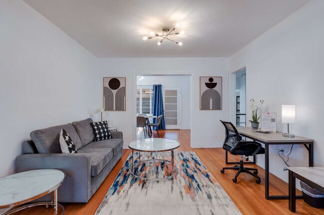 Foto del edificio - 820 SW 26th Rd