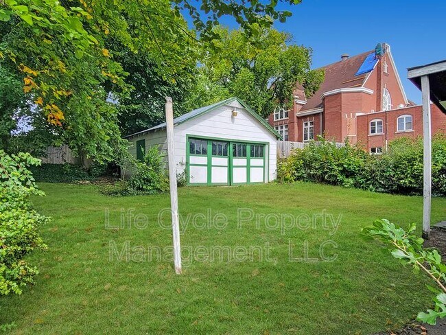 Foto del edificio - 631 Martin Luther King Junior Street Southeast