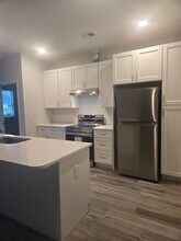 Building Photo - 2735 Monaca Dr