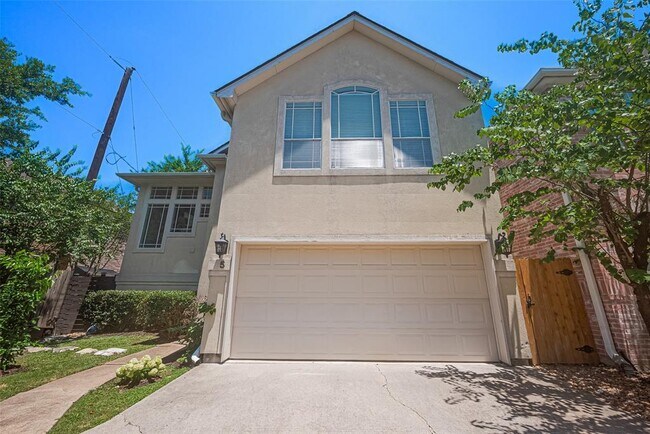 Foto del edificio - 1413 Whispering Pines Dr