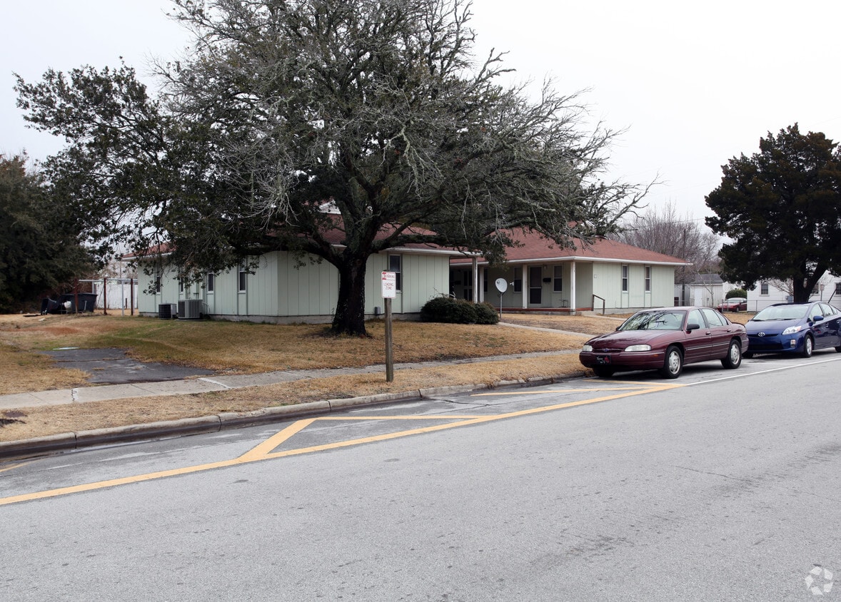 509519 Broad St, Beaufort, NC 28516 Apartments in Beaufort, NC