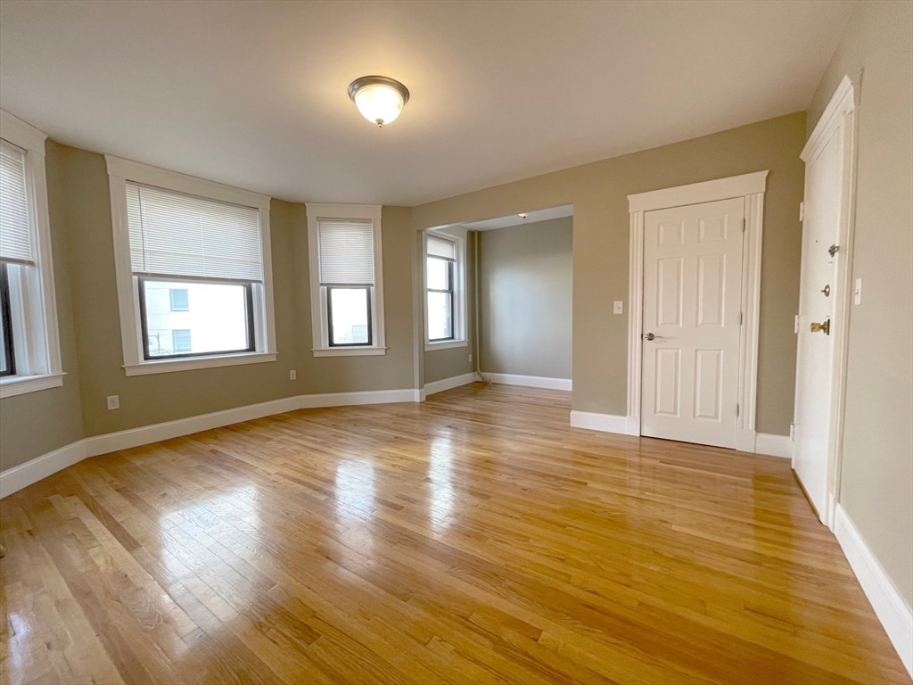 Primary Photo - 660 Huntington Ave