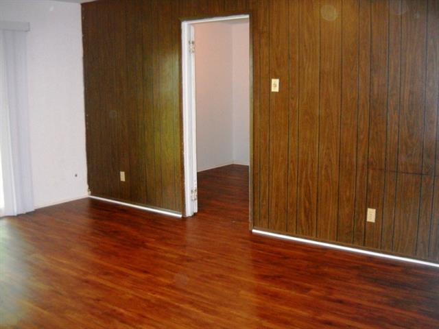Foto del edificio - 520 Sweetbriar Dr