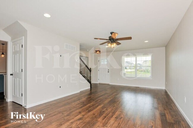 Foto del edificio - 1684 Woods Mill Dr