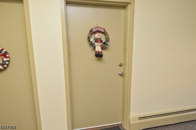 Building Photo - 16 Knox Terrace