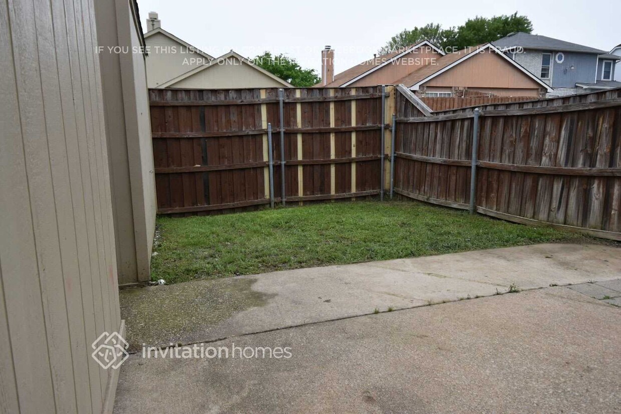 Foto del edificio - 4327 Allegro Ln