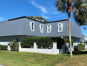 Building Photo - 11904 Basin St S