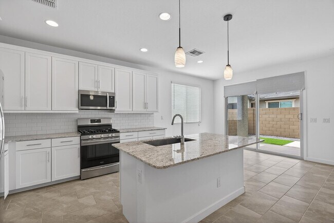 Foto del edificio - 24870 N 171st Ln