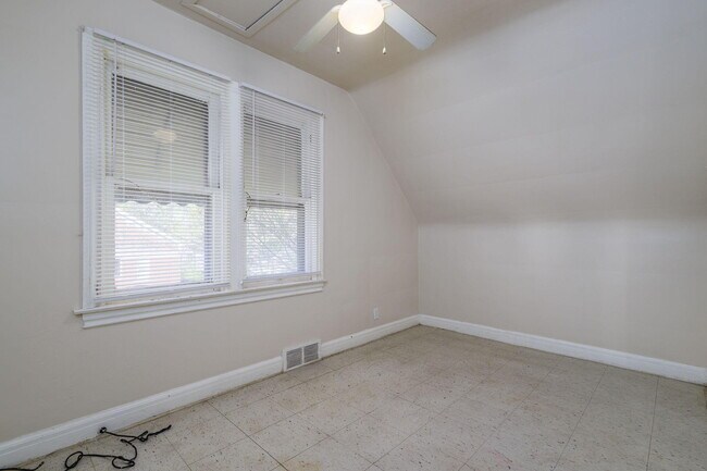 Foto del edificio - 13067 Wade St