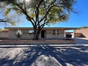 Building Photo - 7526 E Juarez St
