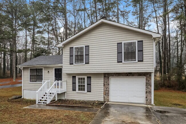 Foto del edificio - 6207 Radford Dr