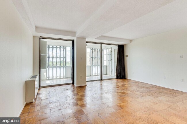 Foto del edificio - 1311 Delaware Ave SW