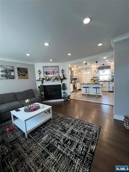 Foto del edificio - 314 Nedellec Dr