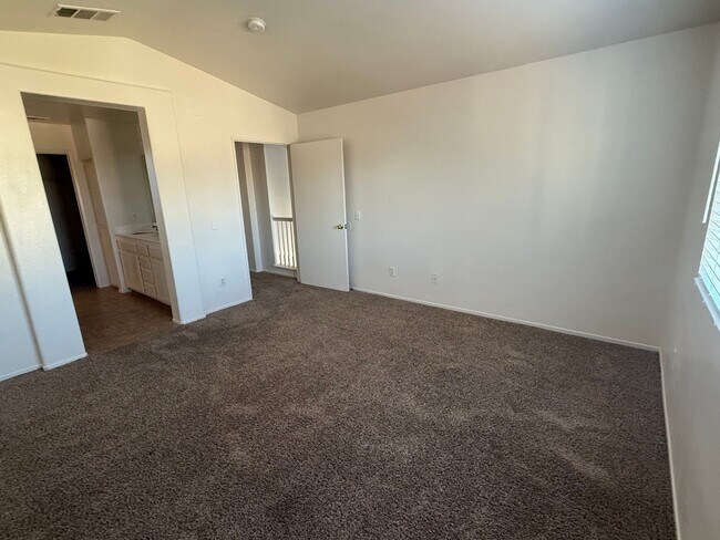 Foto del edificio - Brentwood Community- Centrally Located- 3 ...
