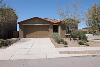 Building Photo - 6420 E Via Jardin Verde