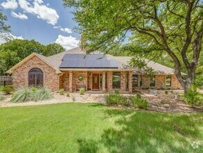 Building Photo - 119 Deer Creek Dr