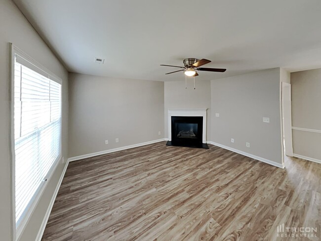 Building Photo - 1145 Langston Dr
