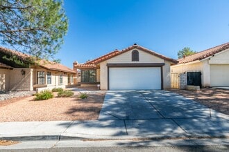 Building Photo - 8292 Palmada Dr