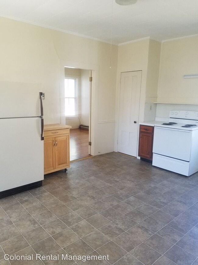 49 Franklin St, Keene, NH 03431 Room for Rent in Keene, NH