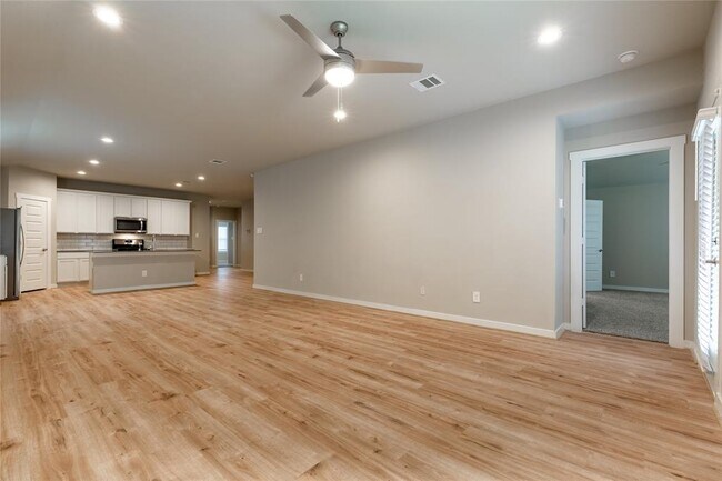 Foto del edificio - 7730 Rainham Valley Ln