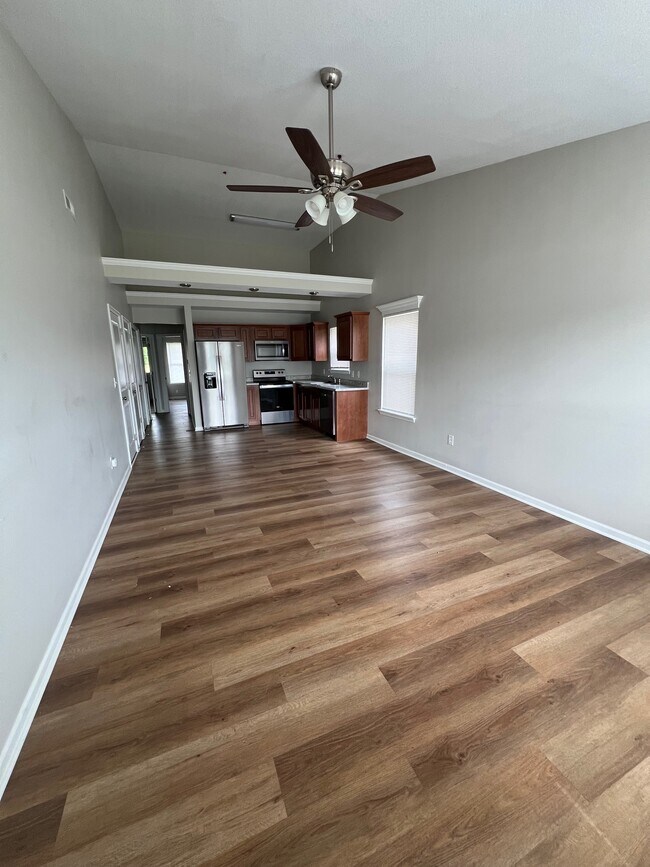 Foto del edificio - 132 SW 145th Rd