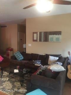 Foto del edificio - 103 E 16th St