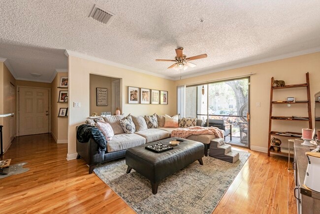 Building Photo - 4040 Crockers Lake Blvd