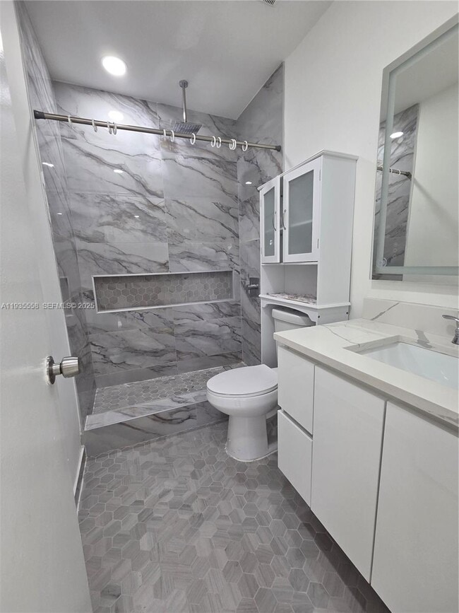 Foto del edificio - 2851 NW 203rd Ln