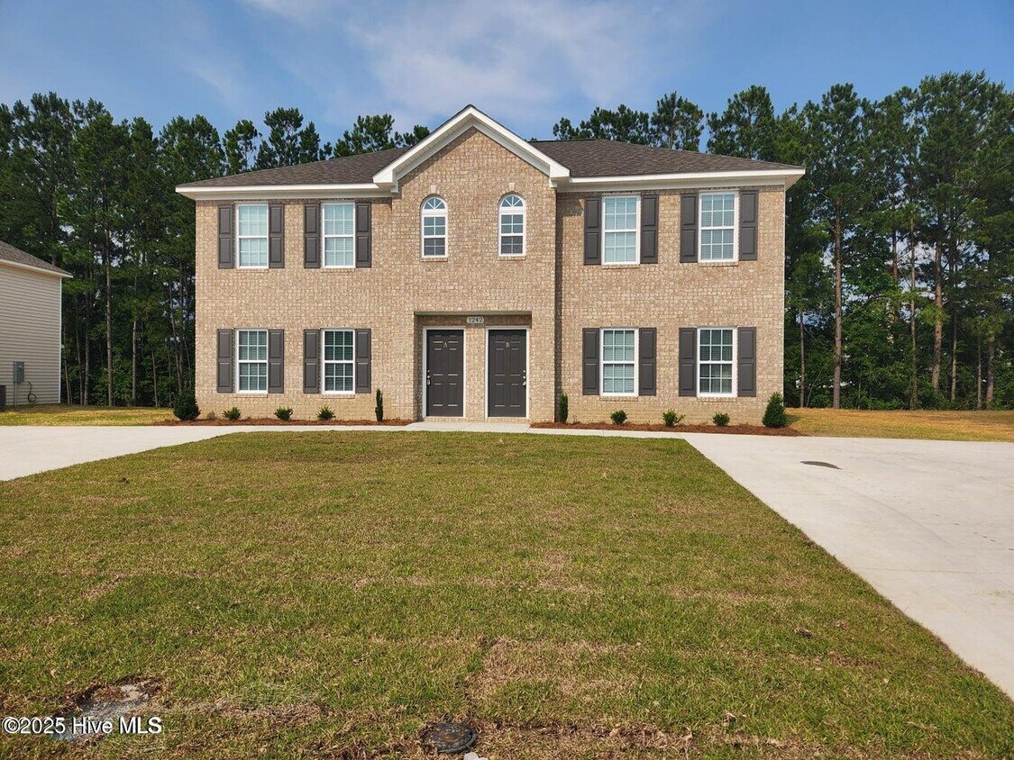Primary Photo - 1234 Masters Ln
