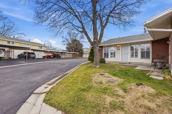 Foto del edificio - 5957 S Sultan Cir