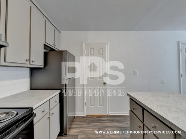 Building Photo - 1 bed / 1 bath unit in Conyers available T...
