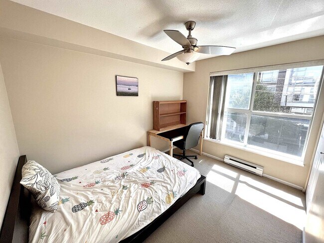 Photo du bâtiment - 511 7th Av W