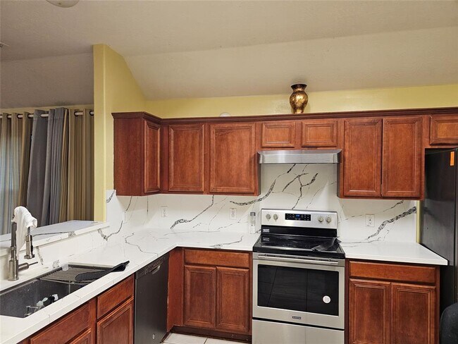 Foto del edificio - 16822 Great Oaks Glen Dr